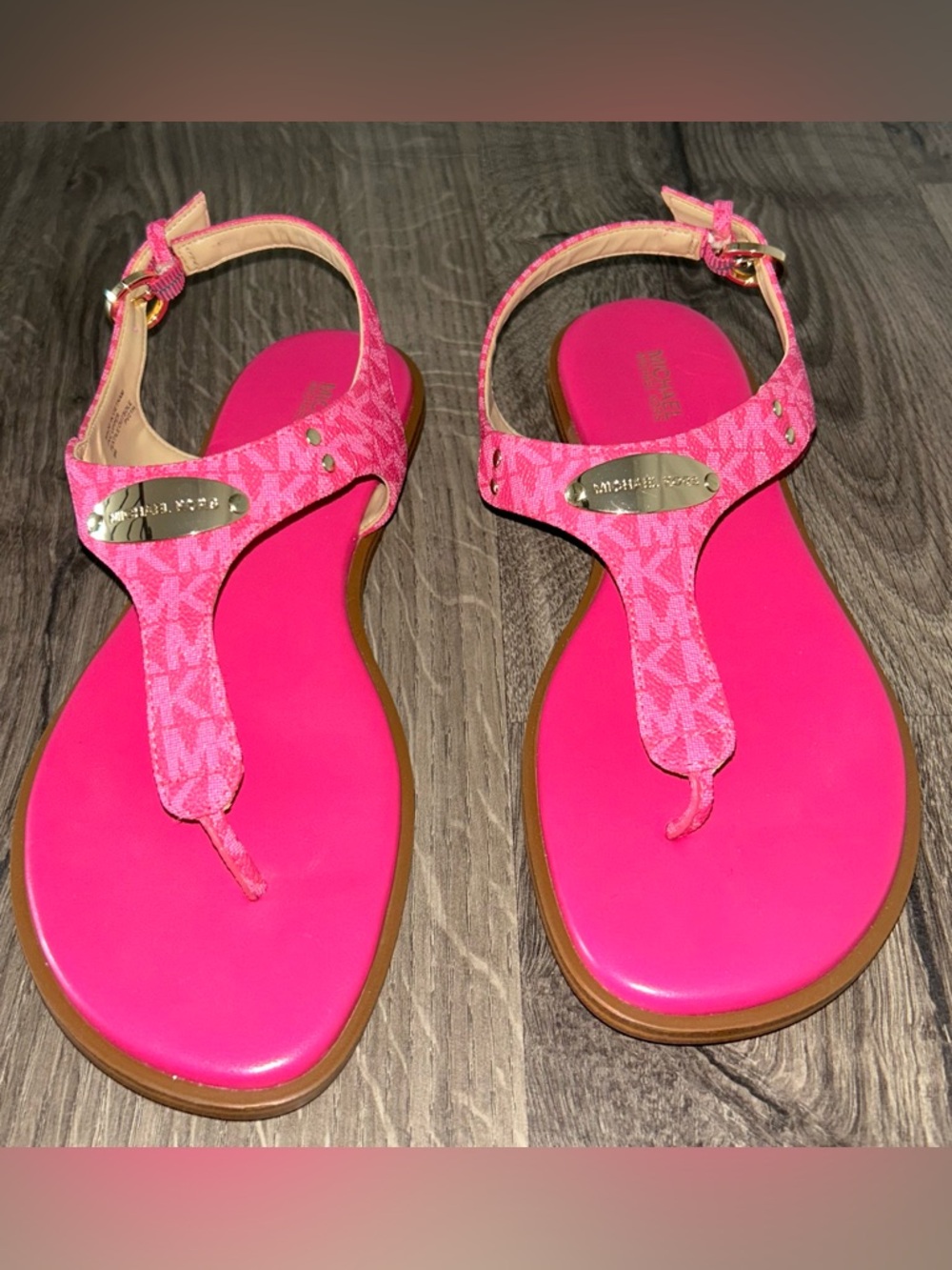 New!!  Michael Kors Wild Berry Signature MK Logo Thong Sandals